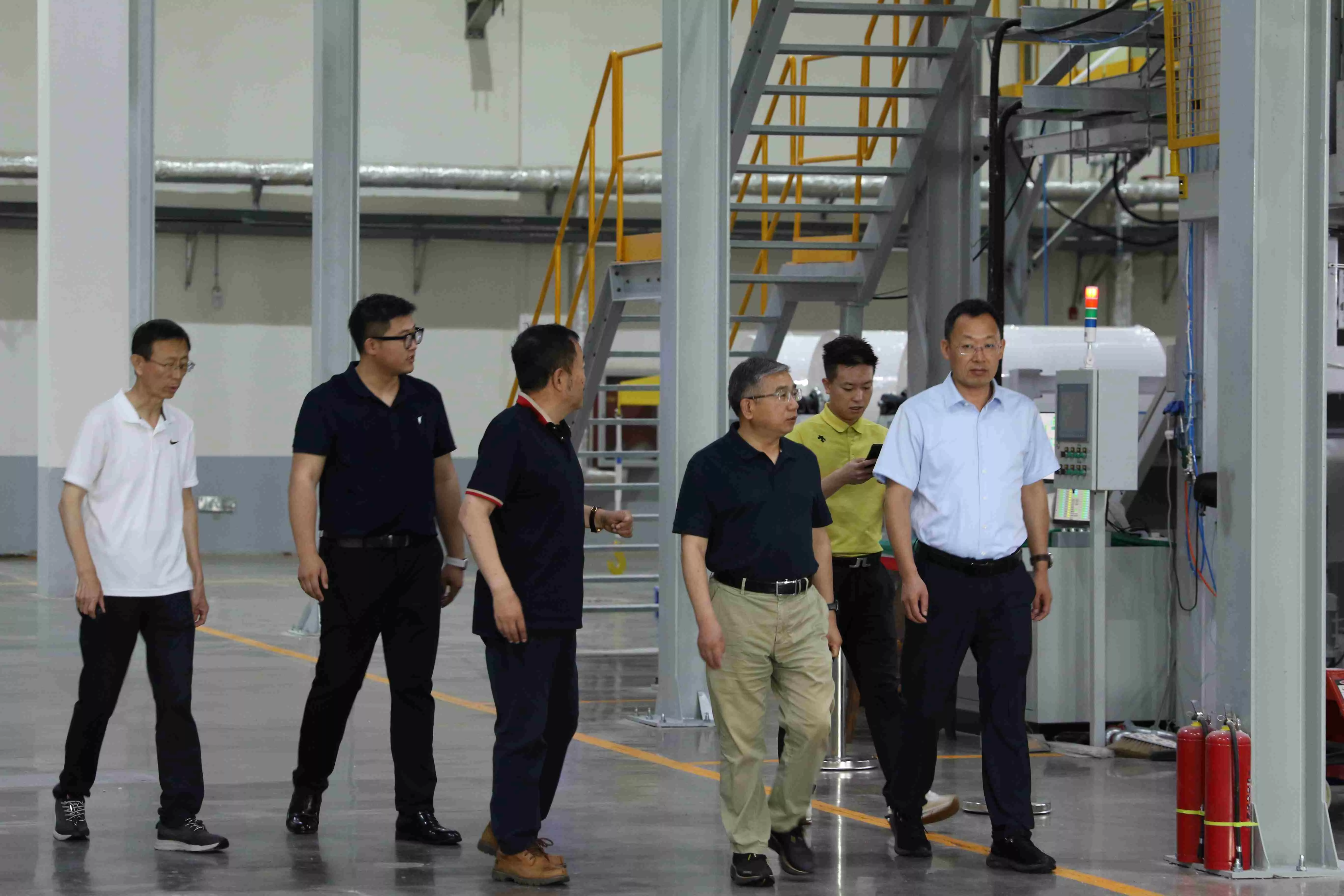 အစိမ်းရောင်အနာဂတ်, အခန်းသစ်အသစ်တစ်ခု - Qingdao တက္ကသိုလ်နှင့် Tianyi Group သည်ကာဗွန်ဓာတ်နိမ့်အစိမ်းရောင်ပစ္စည်းများ၏ခေတ်သစ်ကိုပူးတွဲဖွင့်လှစ်ထားသည်